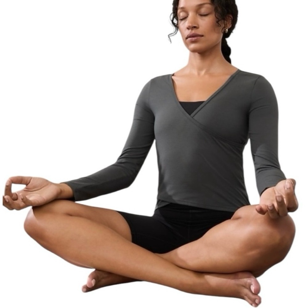 Athleta - Fast Track With Ease Rib Reversible Top -  Gray - Size XL